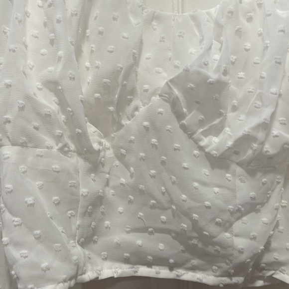 White Crop Top *NEVER WORN!* - Picture 2 of 4